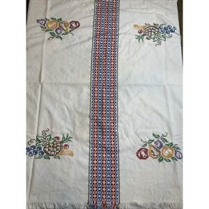 Tablecloth Embroidered And Woven Vintage Shabby Chic Cottage Core 44 X 50